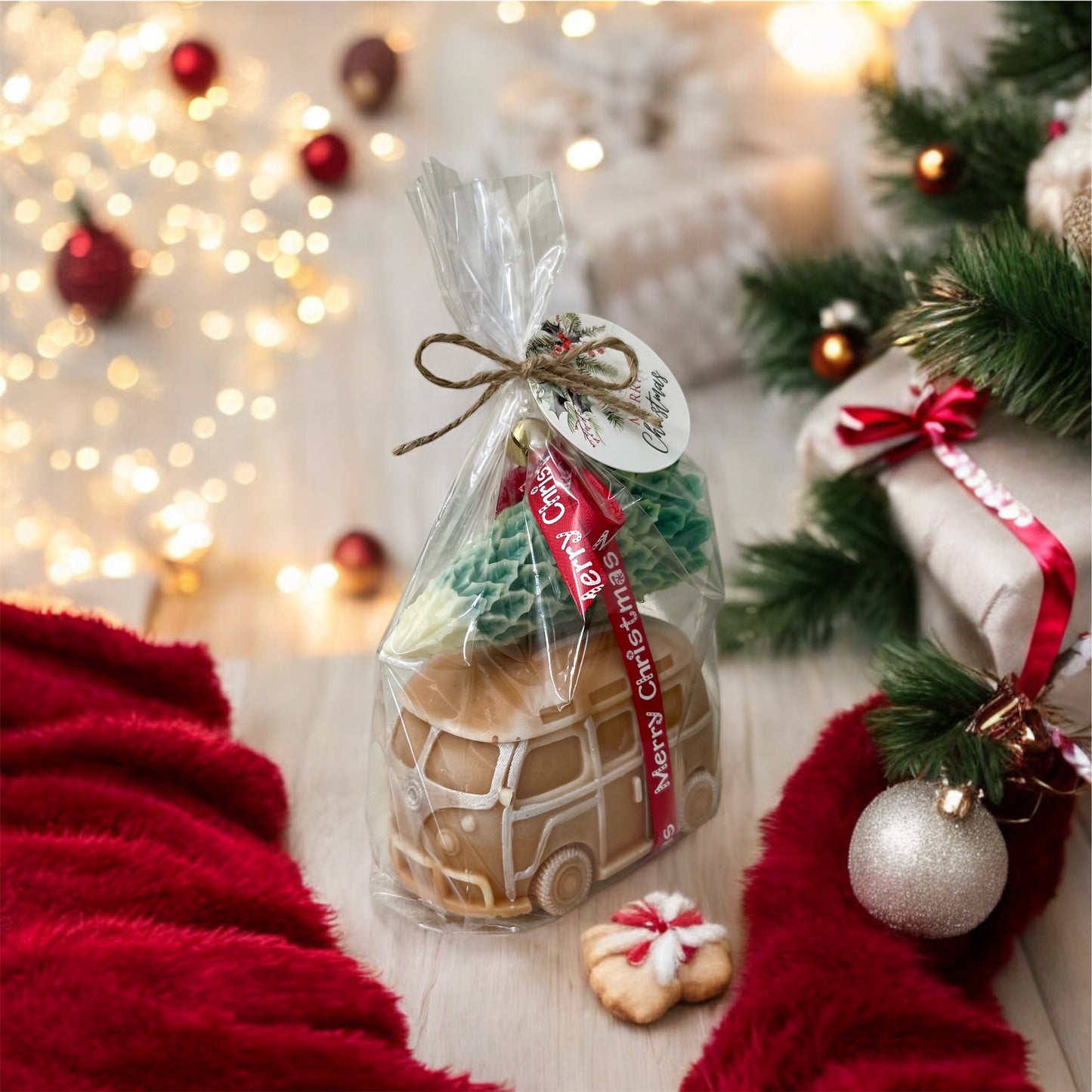 Auto con pino regalo